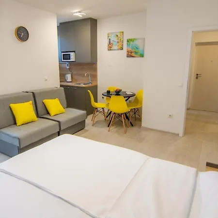 Studio Apartment Mia - Free Parking Mostar Exterior photo