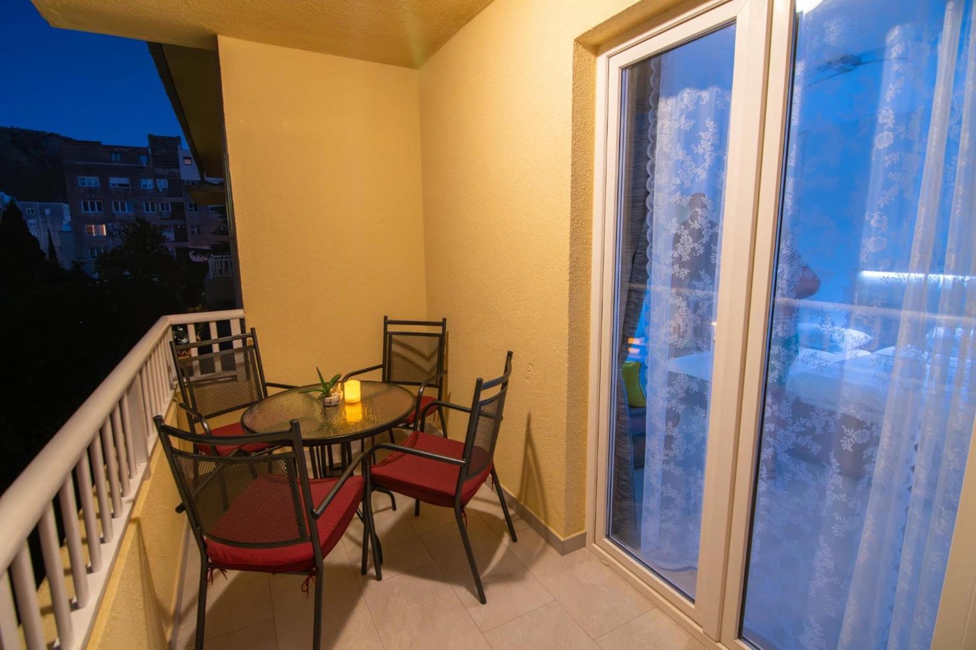 Mia - Free Parking Apartment *